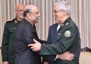 سرلشکر باقری: ایران در رزمایش بین المللی دریایی پاکستان شرکت خواهد کرد