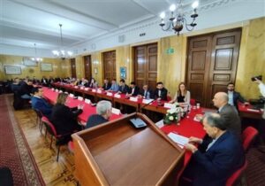 تخت‌روانچی: دستیابی به توافق خوب به عملکرد آمریکا بستگی دارد