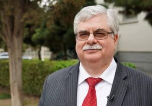 سفیر روسیه در تهران: علی‌رغم تهدید تحریم‌ها به همکاری با ایران ادامه می‌دهیم