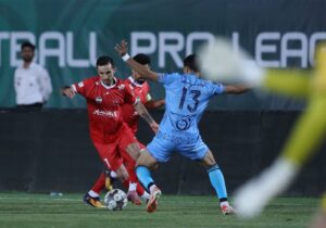 ادامه روند ناامیدکننده استقلال و پرسپولیس/ مهمانان ناخوانده بالای جدول