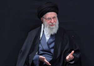 دومین شب مراسم عزاداری شهادت حضرت فاطمه(س) با حضور رهبر انقلاب برگزار شد