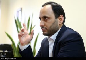 بهادری‌جهرمی: شهید رئیسی دولت را با تورم 60 درصد تحویل گرفت/ 6 میلیون نفر از فقر خارج شدند