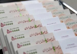 نظر دولت درباره طرح مجلس برای افزایش حقوق‌ها؛ دستمزد به میزان تورم بالا می‌رود؟