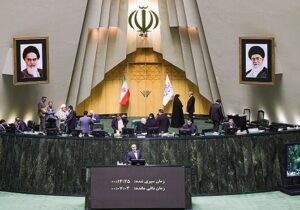 جلسه غیرعلنی مجلس با تیم اقتصادی دولت