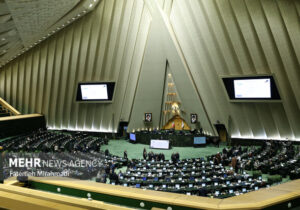 لبیک نمایندگان به بیانات رهبر انقلاب؛ عزم مجلس برای رفع مشکلات مردم