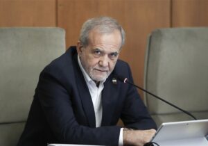 پزشکیان: تعرض به رهبری جنگ تمام عیار با ملت ایران است