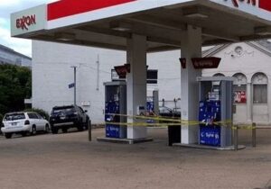 بحران سوخت در ایرلند/ 250 پمپ بنزین تعطیل شد