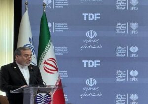 عراقچی: ایران بر عهد مقاومت خود پابرجا ایستاده است