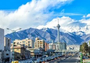 هوای تهران قابل قبول و در مرز آلودگی است