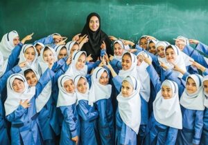ایثار یک معلم همدانی/ آزادی پدر دانش‌آموز با پرداخت بدهی