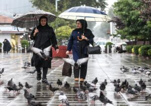 رگبار باران و کاهش نسبی دما در ۱۵ استان