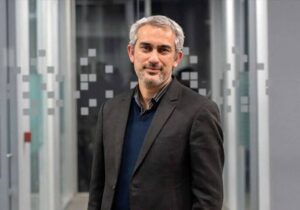 مدنی‌زاده: باید با کاهش ناترازی بانکی، تورم را کنترل کنیم