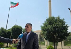 اسلامی: مگر می‌شود کشوری بخواهد در زمینه هسته‌ای فعالیت کند اما سوخت نداشته باشد؟