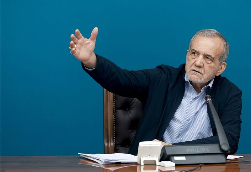 تأکید پزشکیان بر ساماندهی اوضاع نابسامان بورس