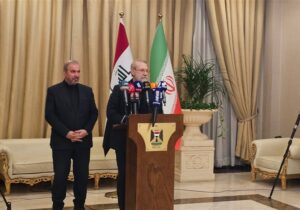 لاریجانی: جریان‌های مقاومت نیازمند قیم نیستند