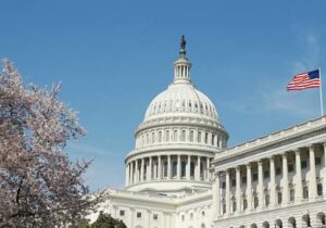رأی مثبت سنای آمریکا به پایان تعطیلی ۴۰ روزه دولت