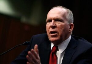 جان برنان: ترامپ باید برکنار شود؛ او مشکل عقلی دارد