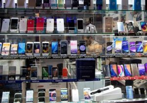 افزایش قیمت موبایل درپی عرضه ناکافی/روشهای جدید واردات عملیاتی می شود؟