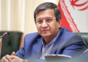 همتی: فشارهای تورمی کاهش می‌یابد