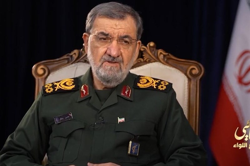 محسن رضایی: واشنگتن از موشک‌های جدید ایران هشدار واضحی دریافت کرده است
